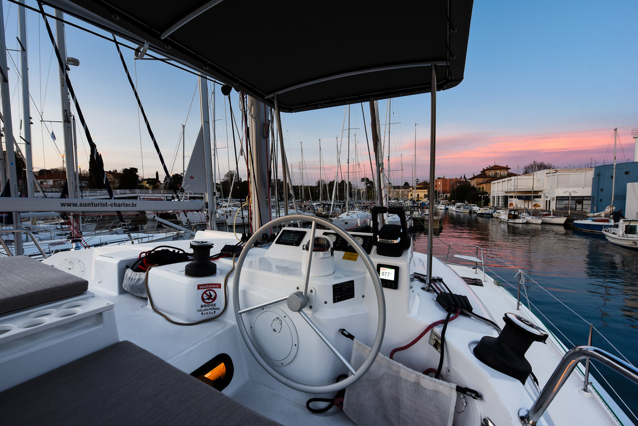 Fux 4 Sail 1