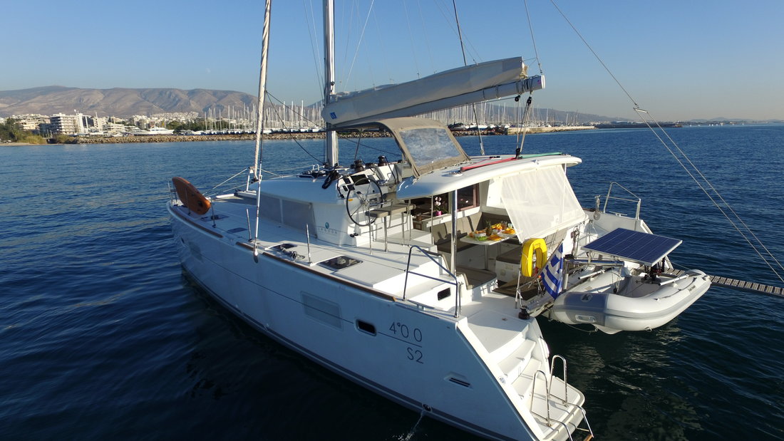 Sailing Blue 4 1