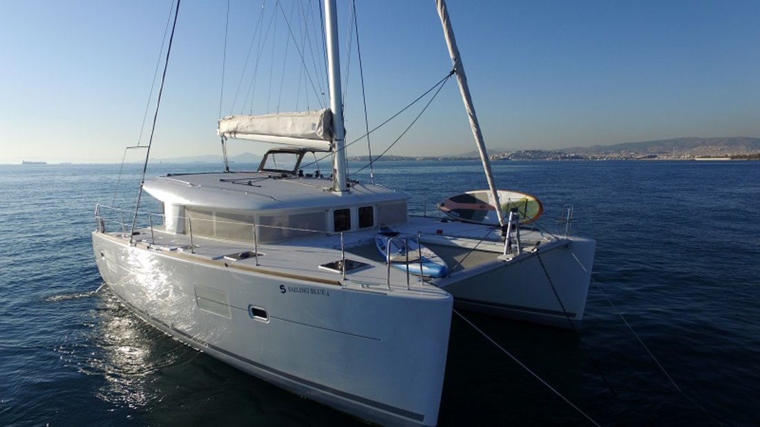 Sailing Blue 4 2