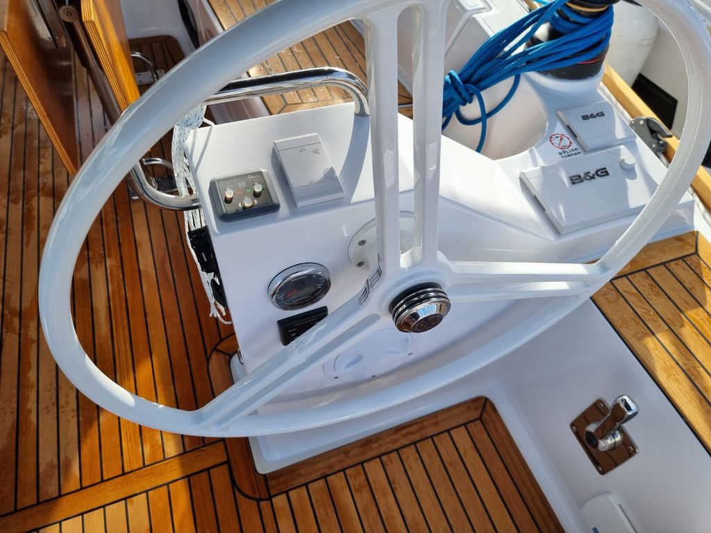 Linea Uno 4