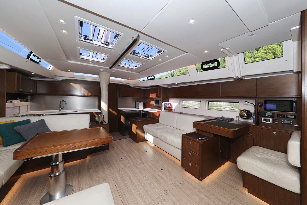 BE Luxe 4