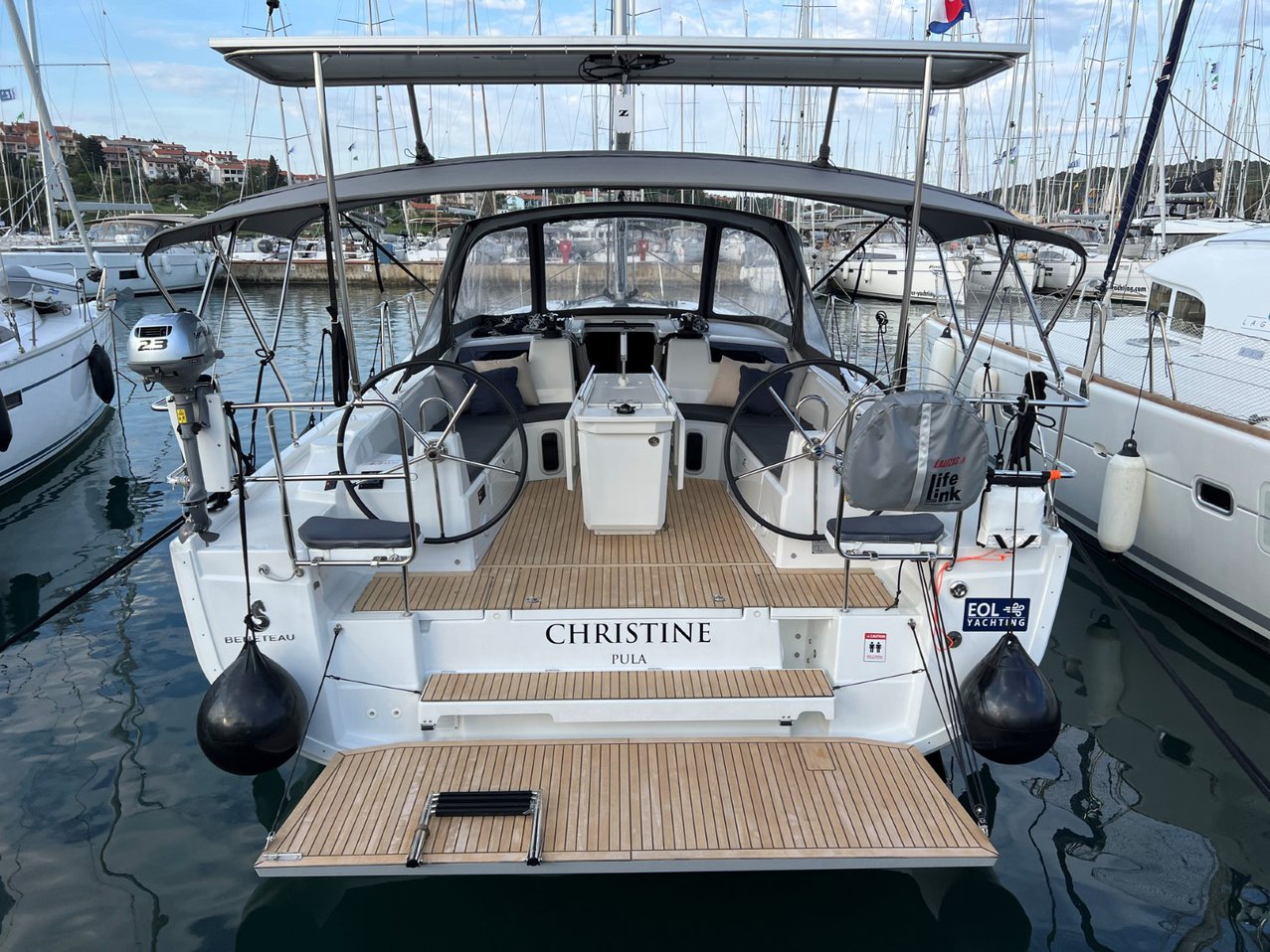 Christine 3