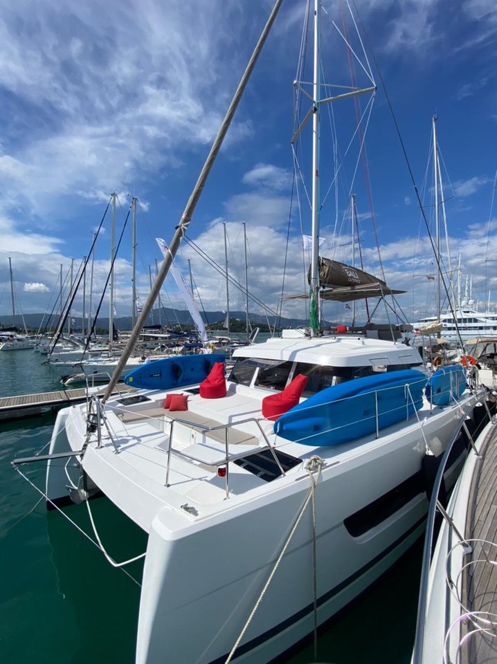 Helona 3