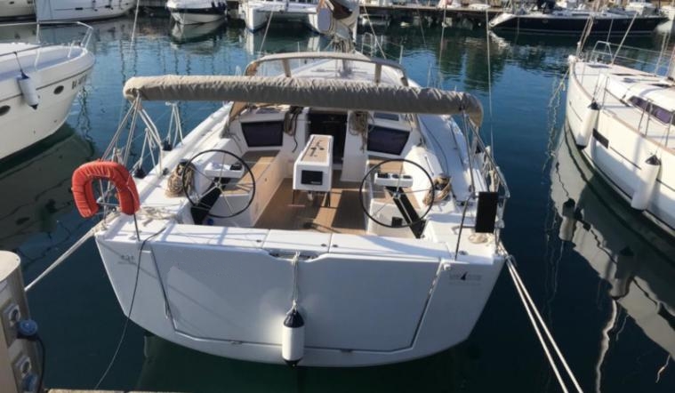 Tahiri - bareboat 1