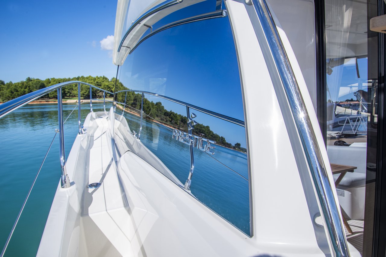 Prestige 420 Fly 3