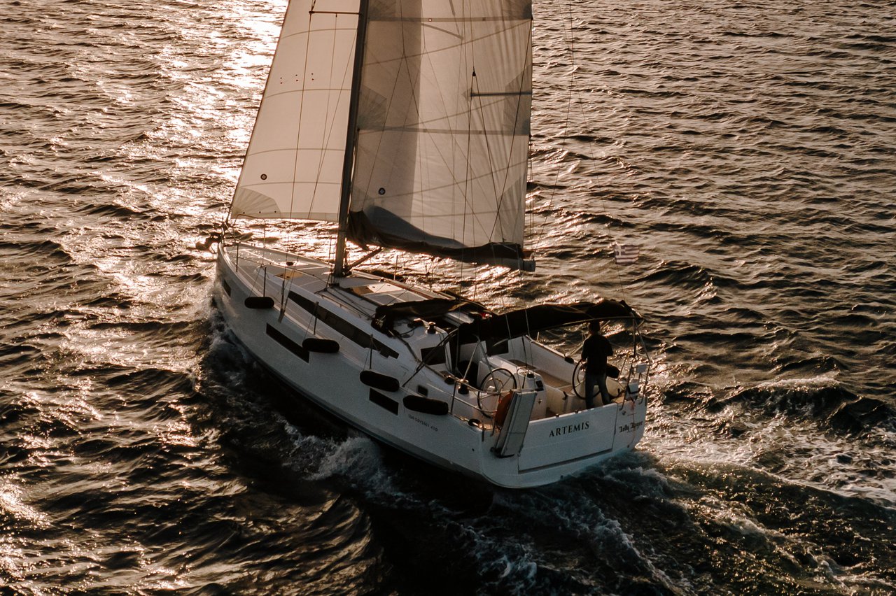 Artemis 4