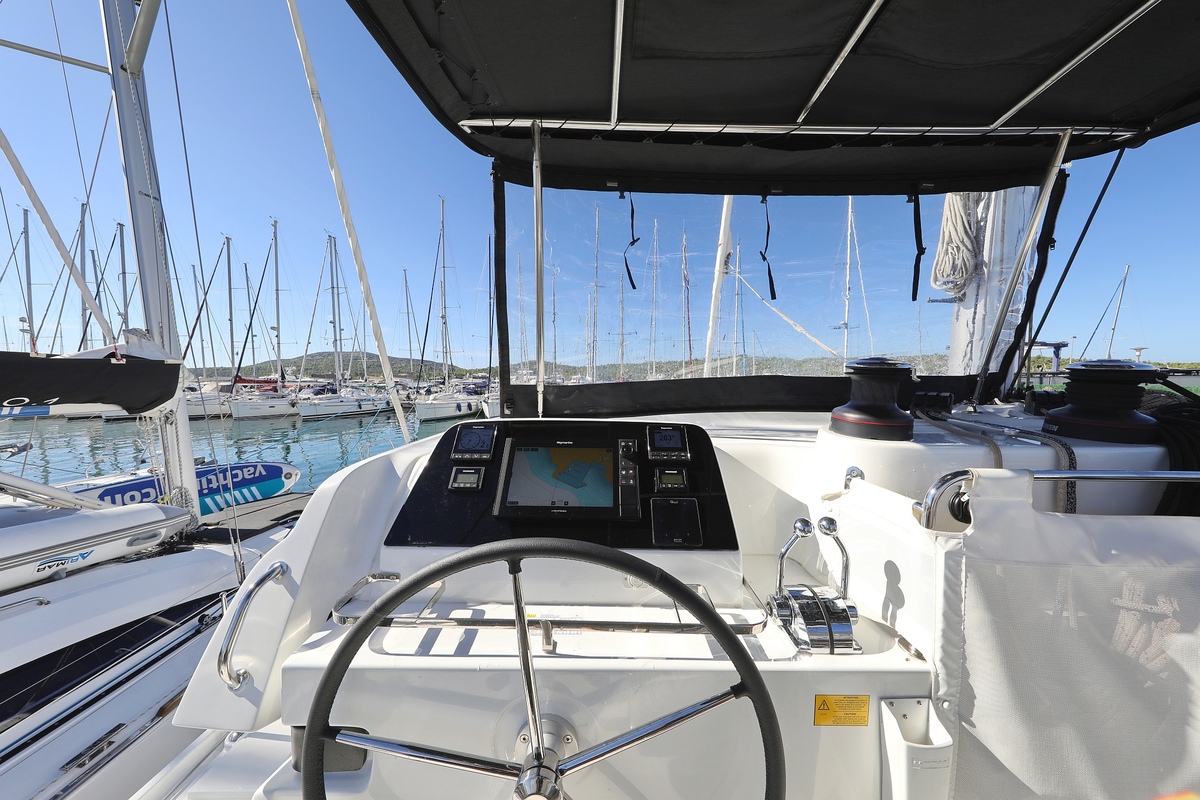 Sail la Vie 4