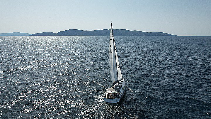 Captain George 4