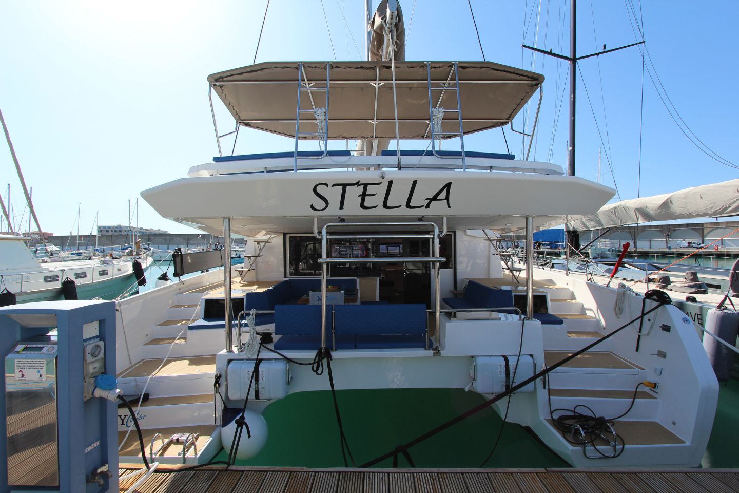 Stella 1