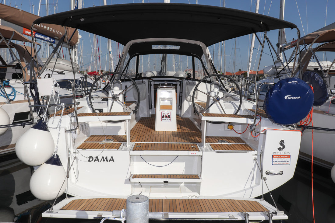 Dama 1