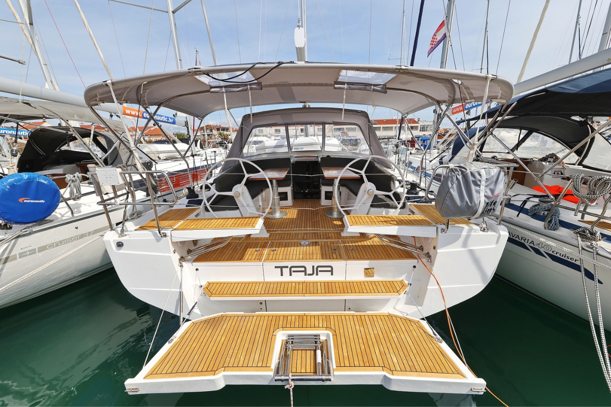 Taja 1