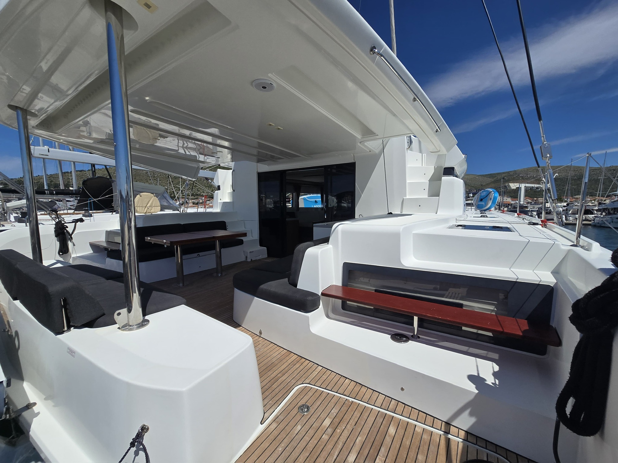 Sail La Vie 1