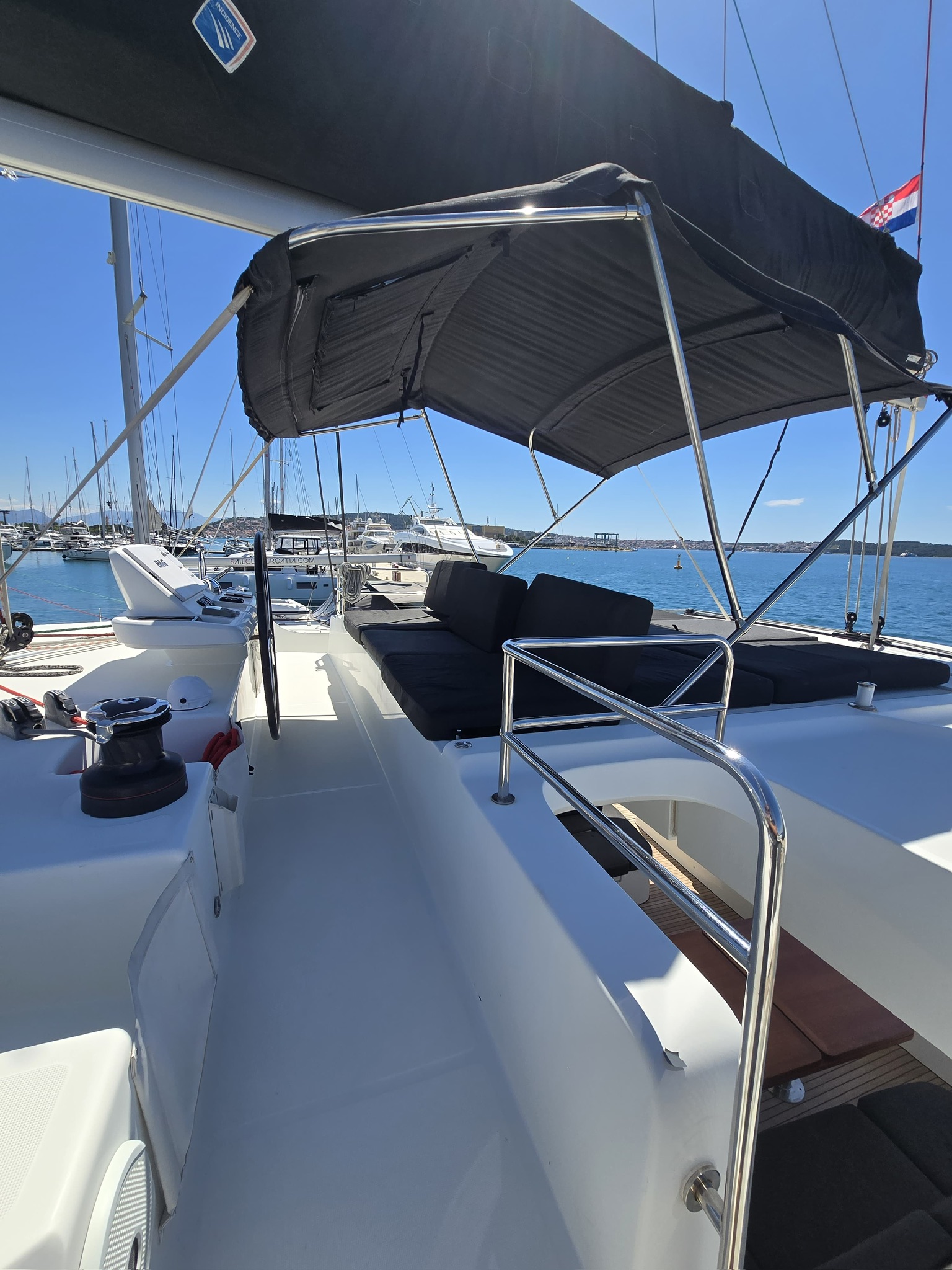 Sail La Vie 4