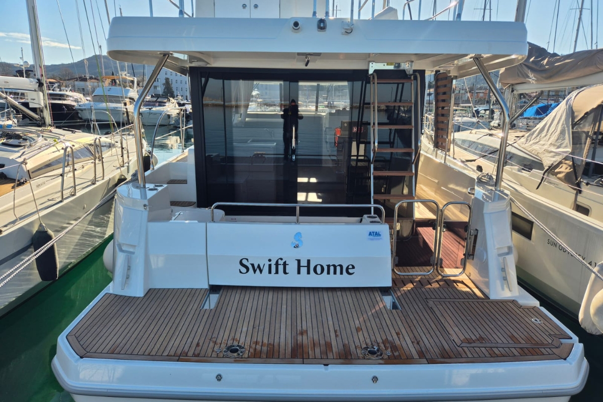 Swift Home 1