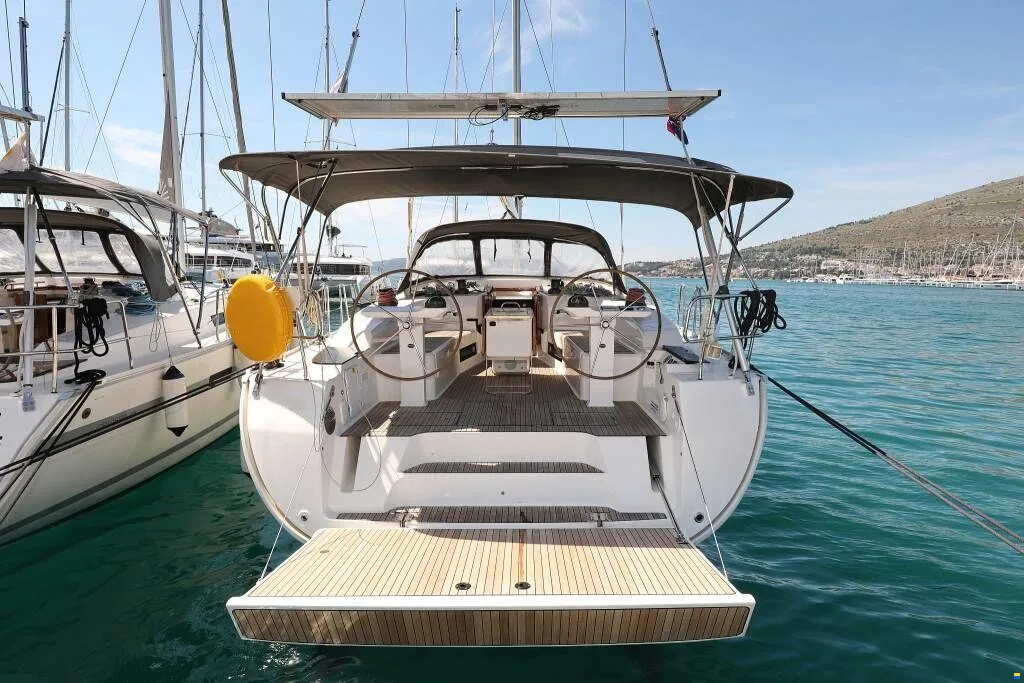 Star Isabella 1