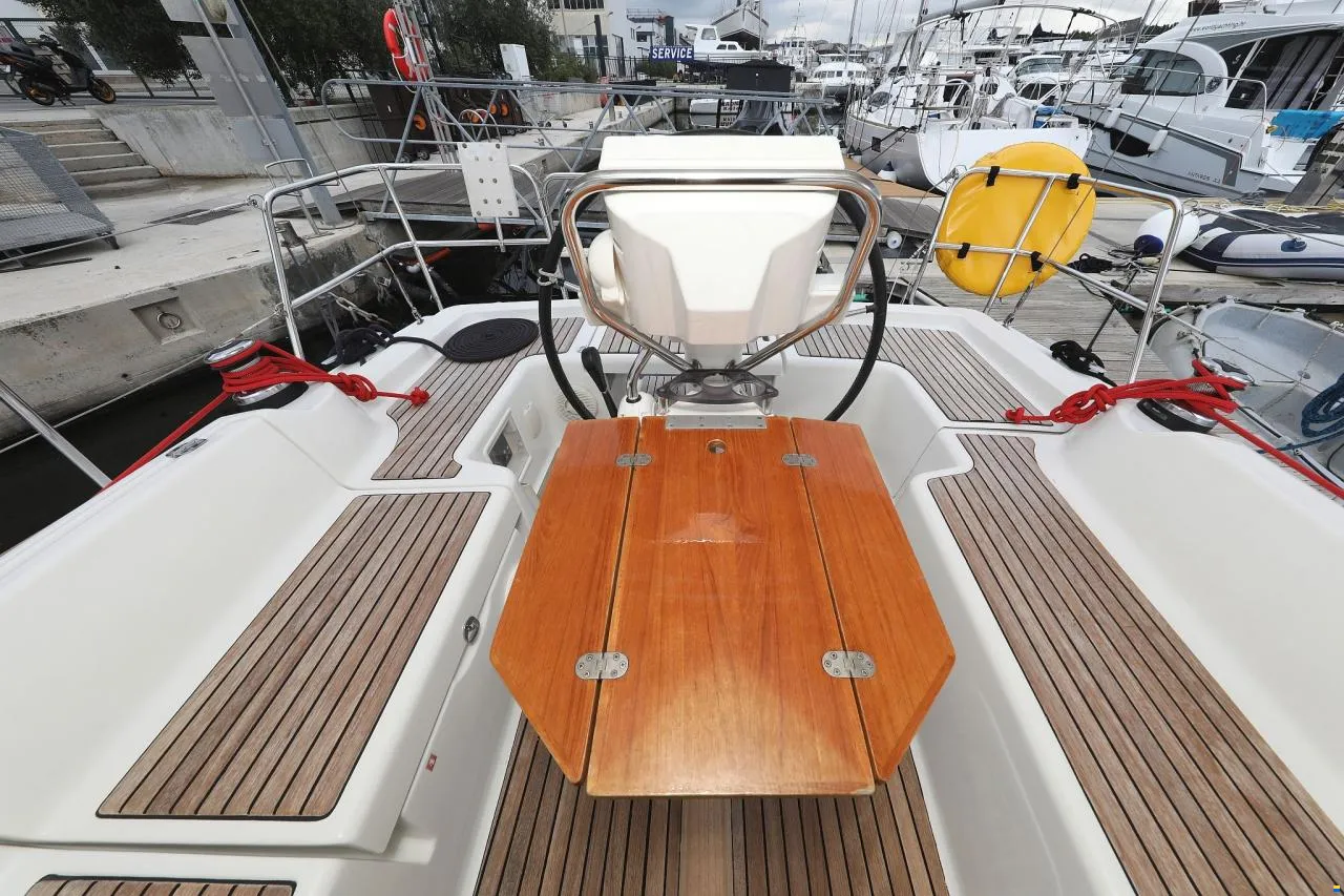Star Elisabeth 5