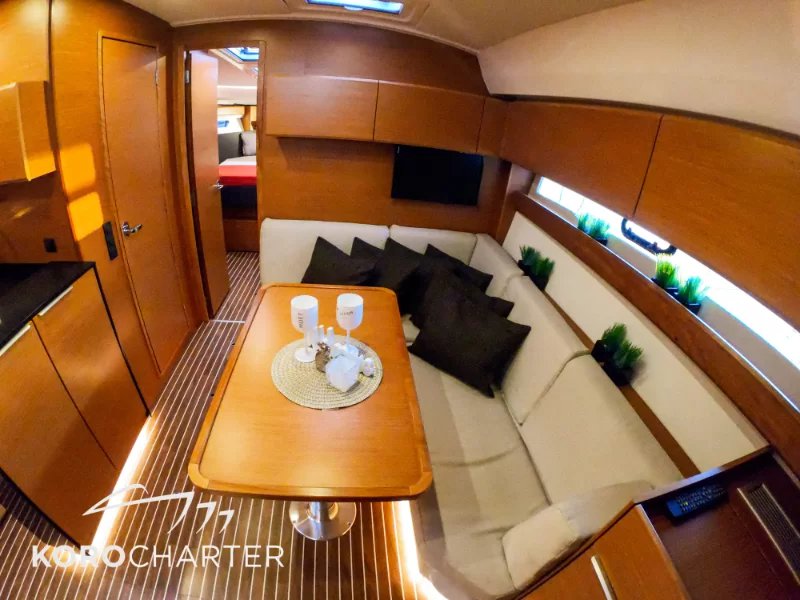 Falcon 2