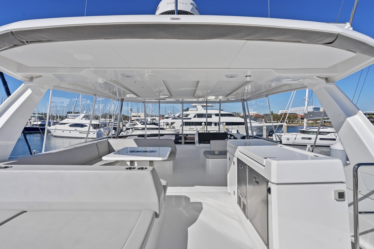 Nauti Cat 4