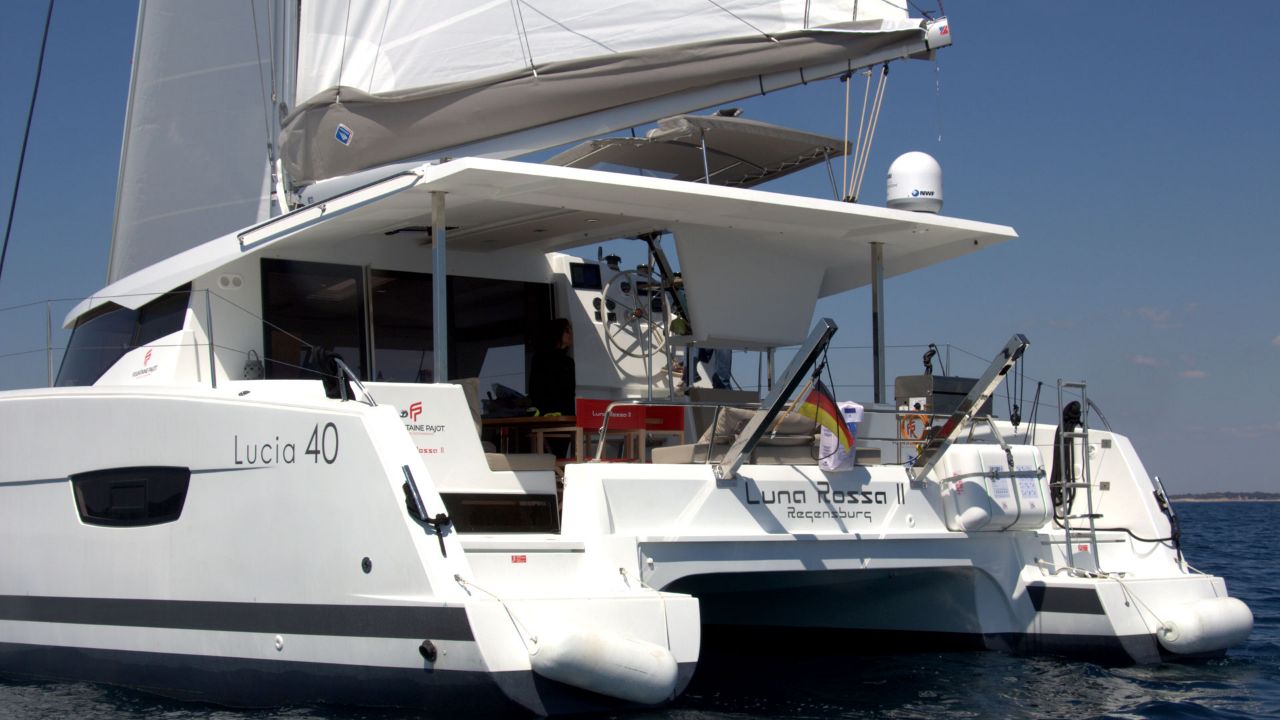 Luna Rossa II 4
