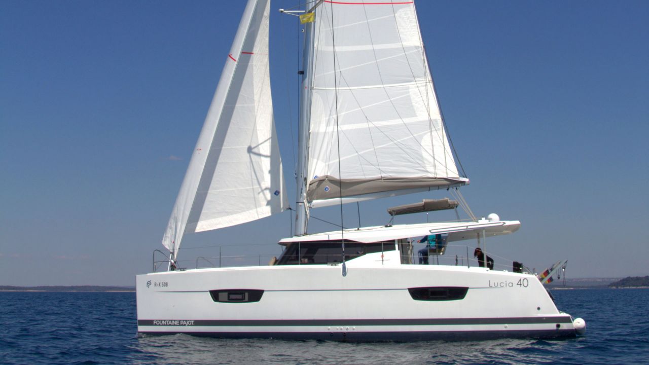 Luna Rossa II 3