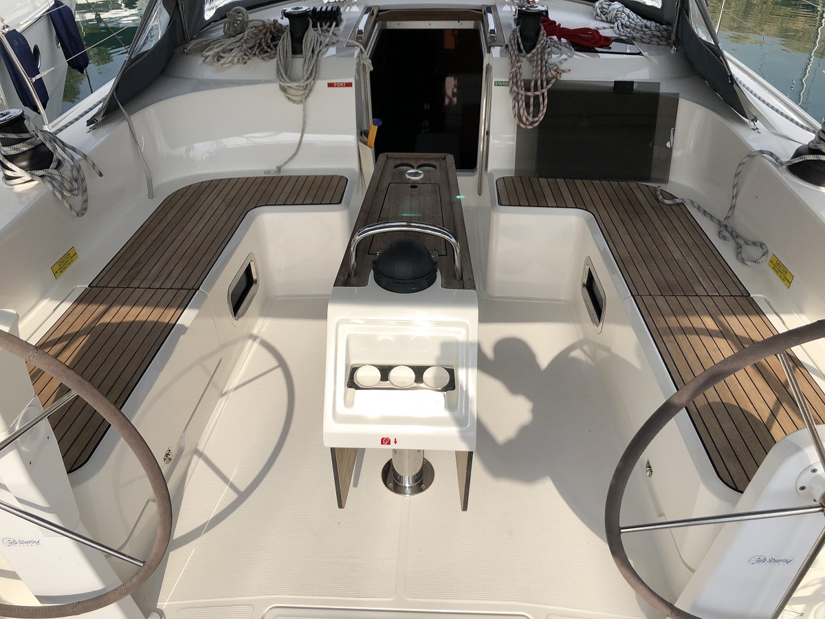 Thalassa 1
