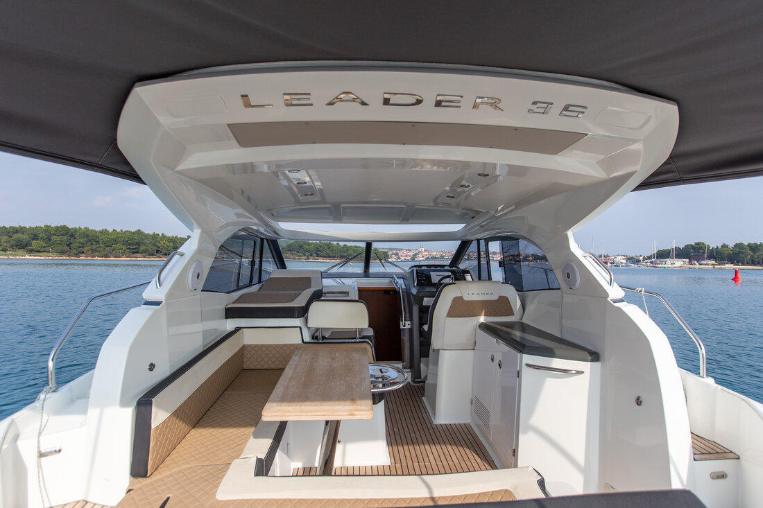 Leader 36 5