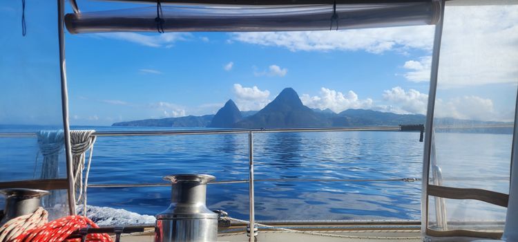 Sailing Course from Grenada to Sint Maarten — Mile Builder