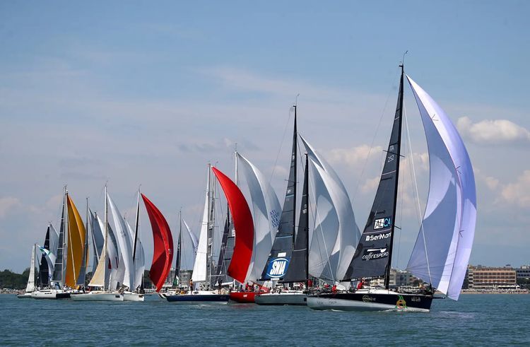 Offshore to Glory: La Cinquecento (500) Regatta - Photo 4