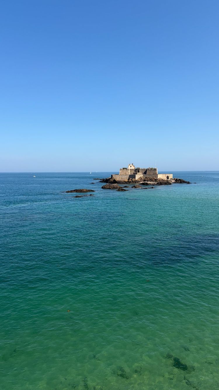 St Malo via the Channel Islands — Sailing Holiday in United Kingdom