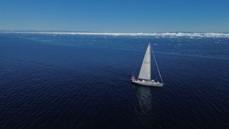 Arctic Circle Crossing | Nuuk → Ilulissat, Greenland - Photo 6