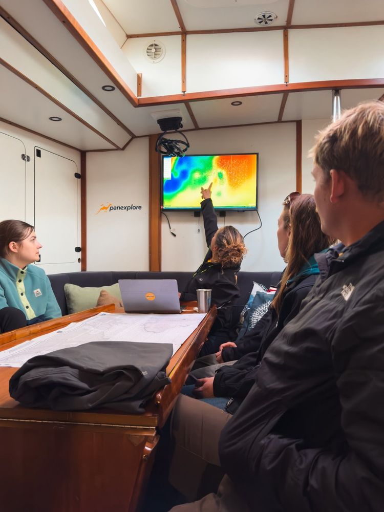 Sailing Expedition from Renaissance Wind Creek Marina to Shelter Bay Marina — Renaissance Wind Creek Marina, Aruba
