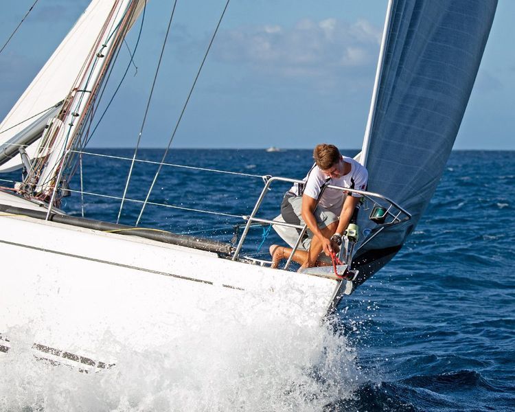 Transatlantic Eastbound Sail Antigua - UK - Photo 11