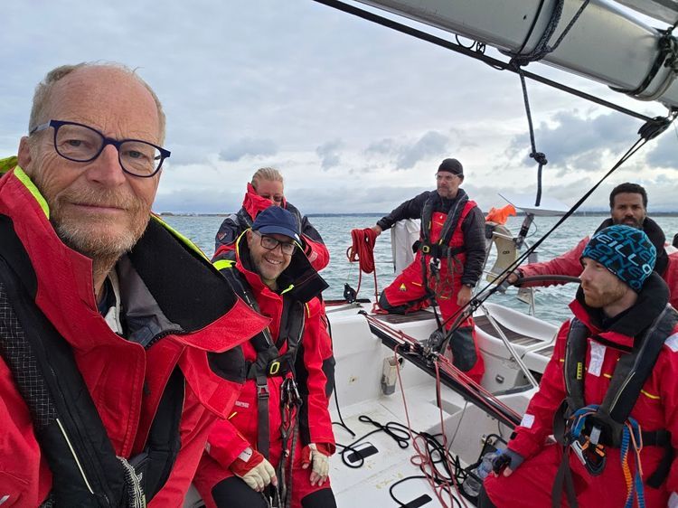  Round the Island Race - Photo 3