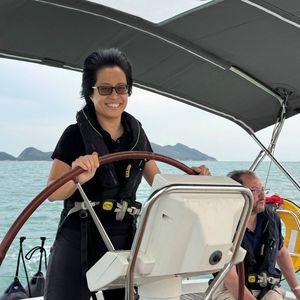 Helen Au