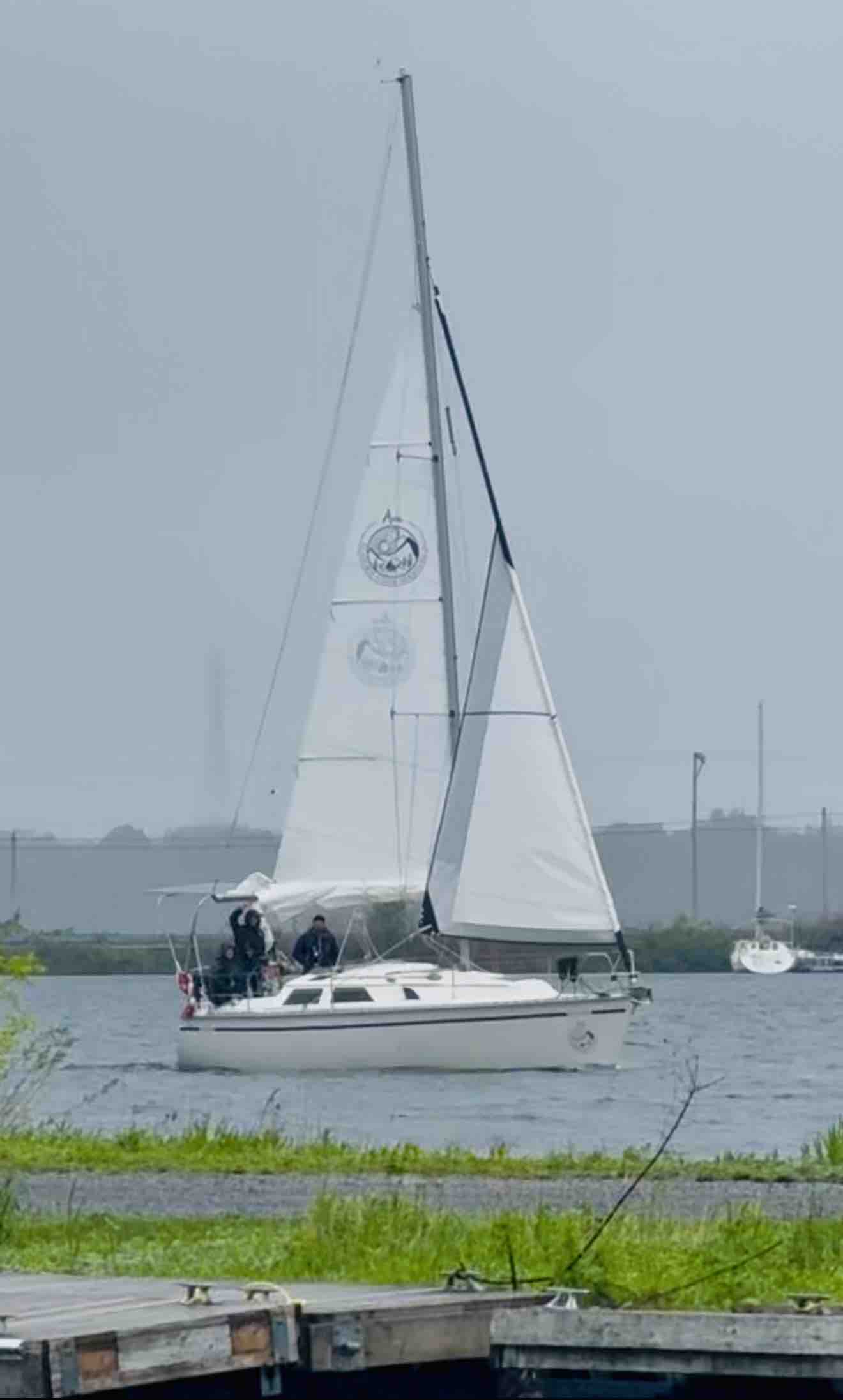 S/V AVA