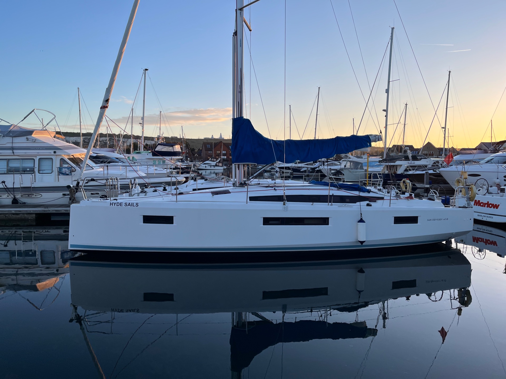 Jenneau 41