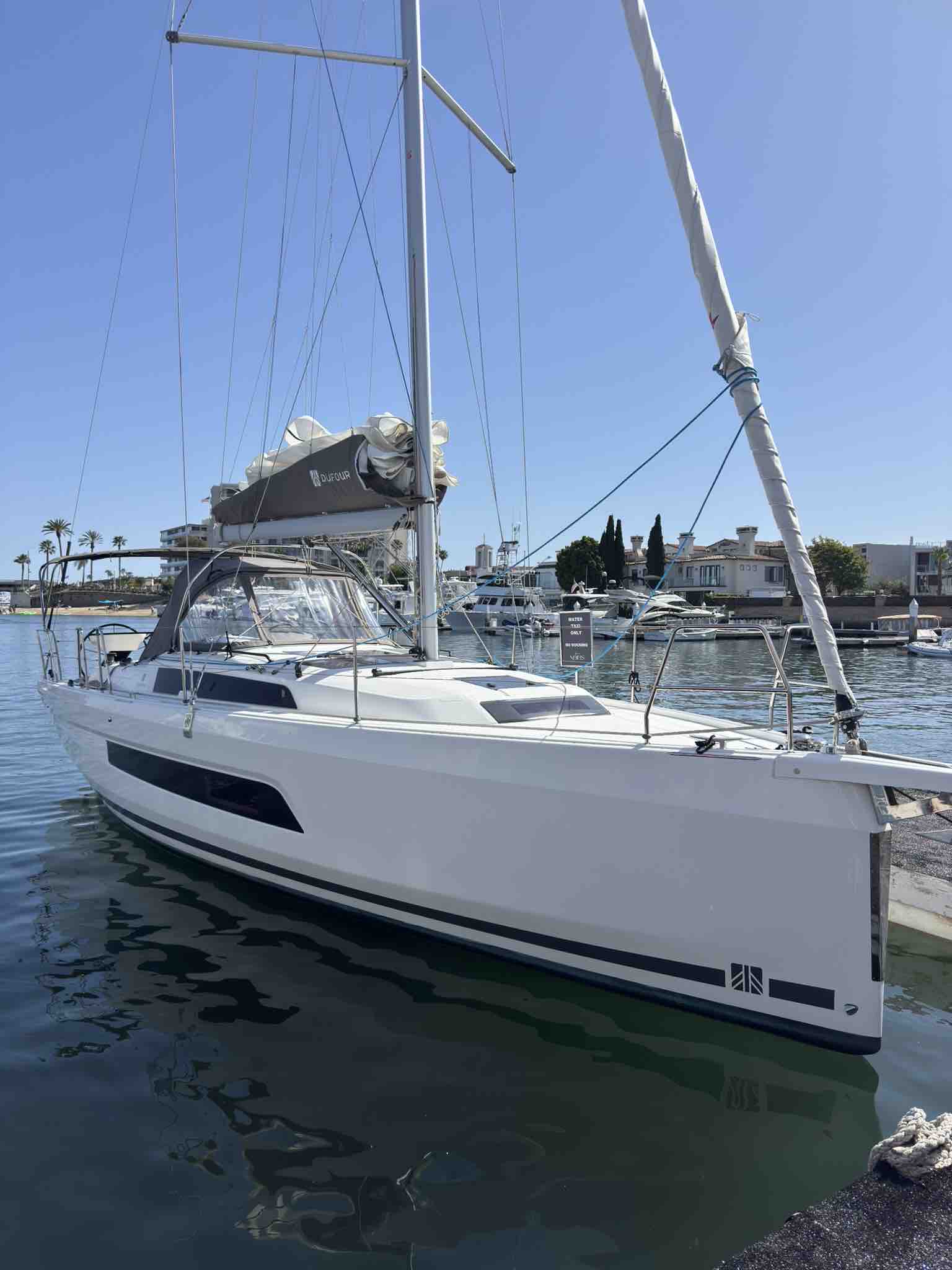Dufour 37