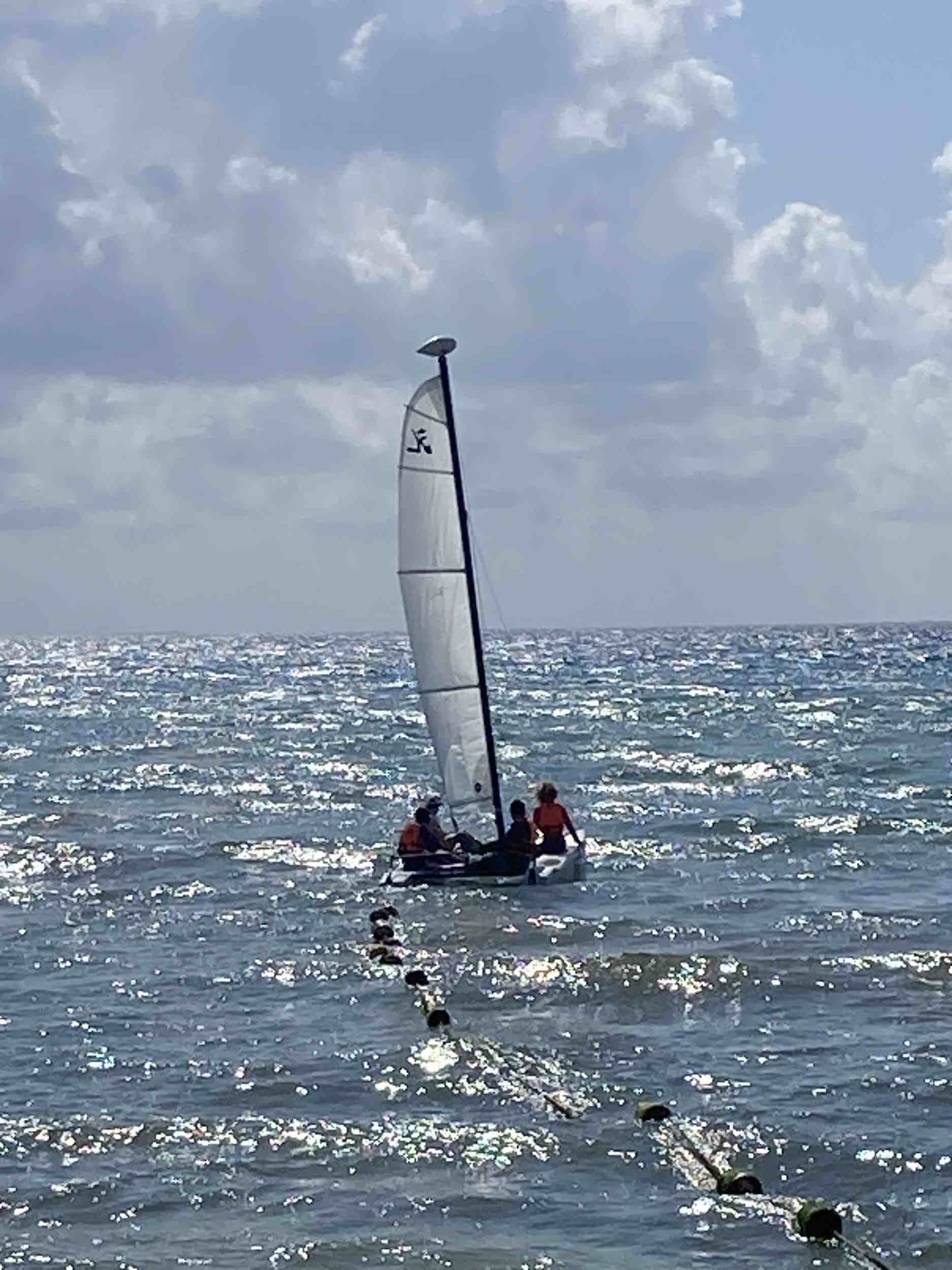 Resort hobie wave 