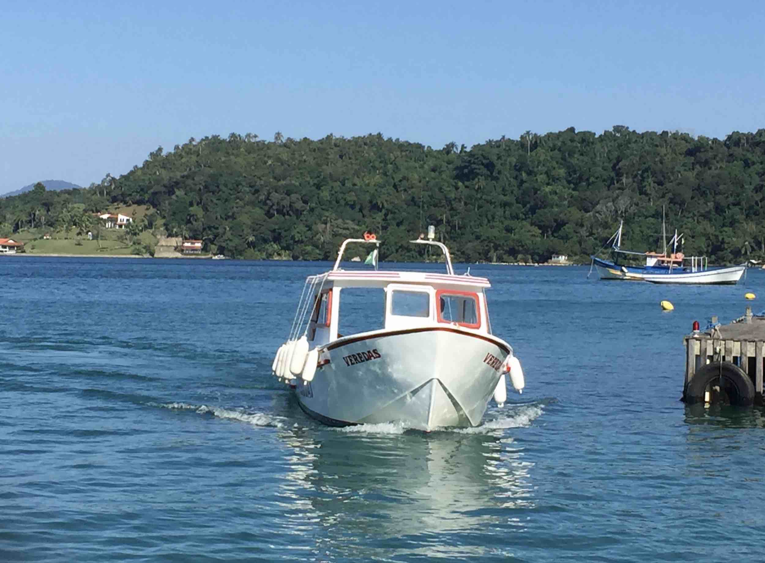 Veredas - Motor Boat