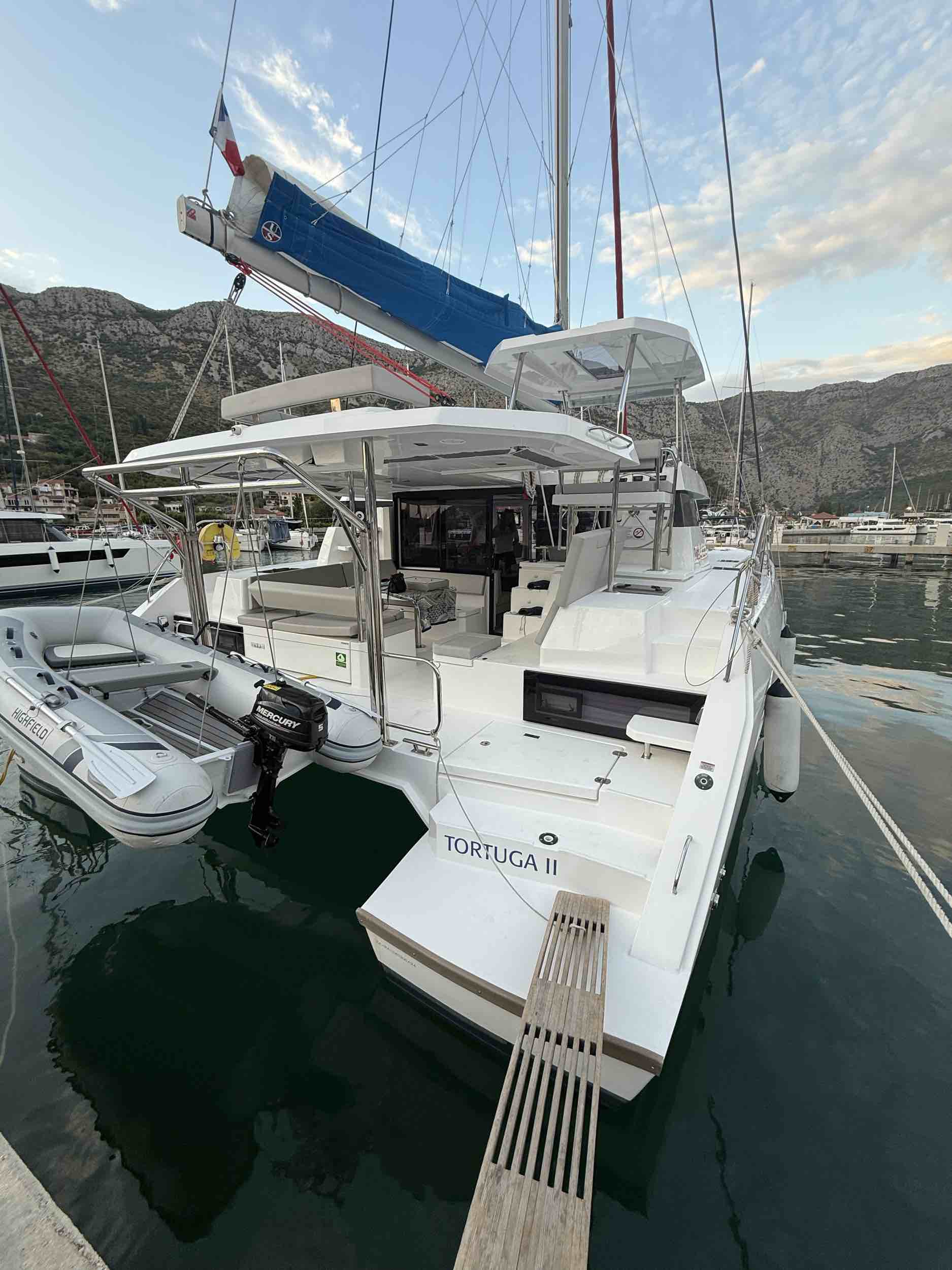 Tortuga II