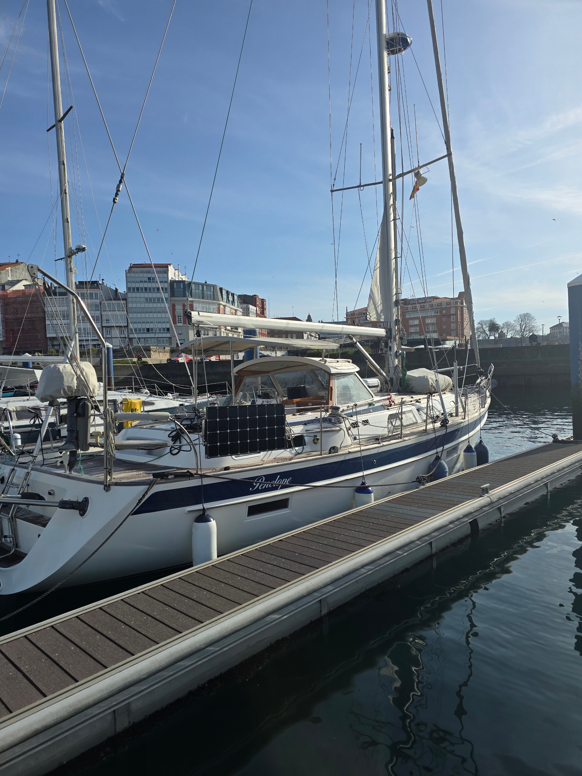 hallberg rassey 43 penélope 