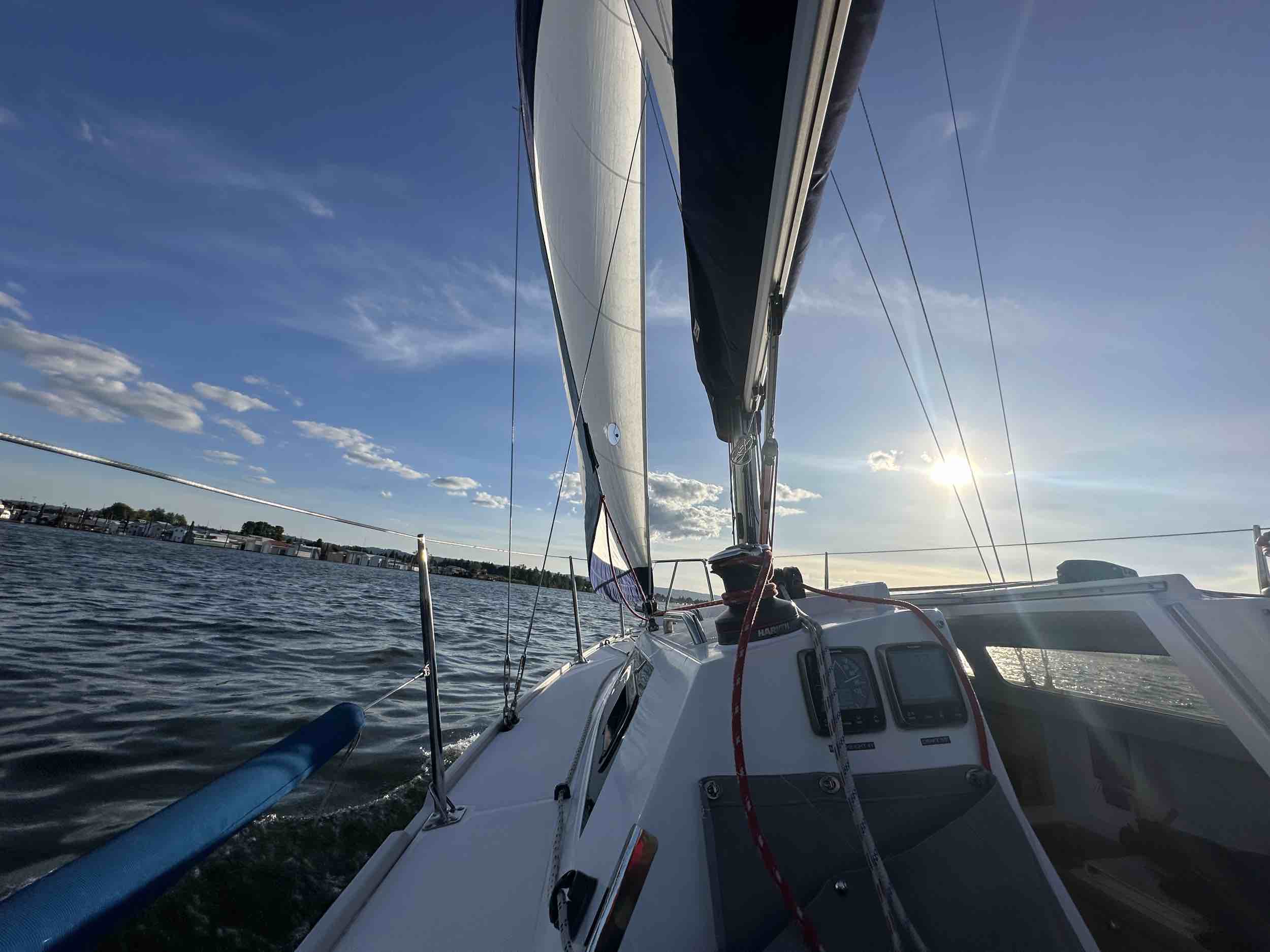 Catalina 275