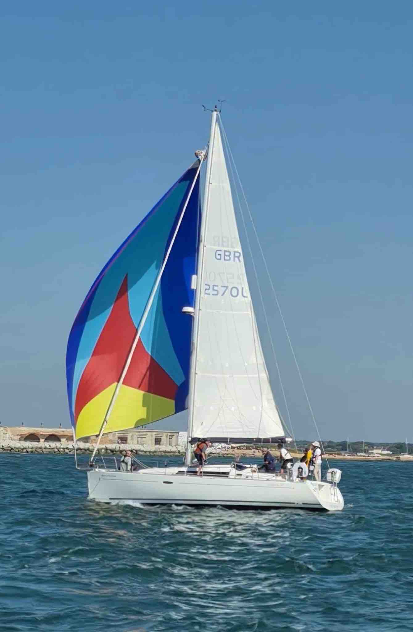 Oceanis 37