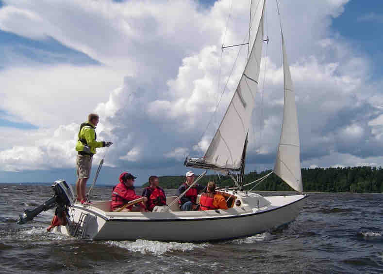 Tanzer 22