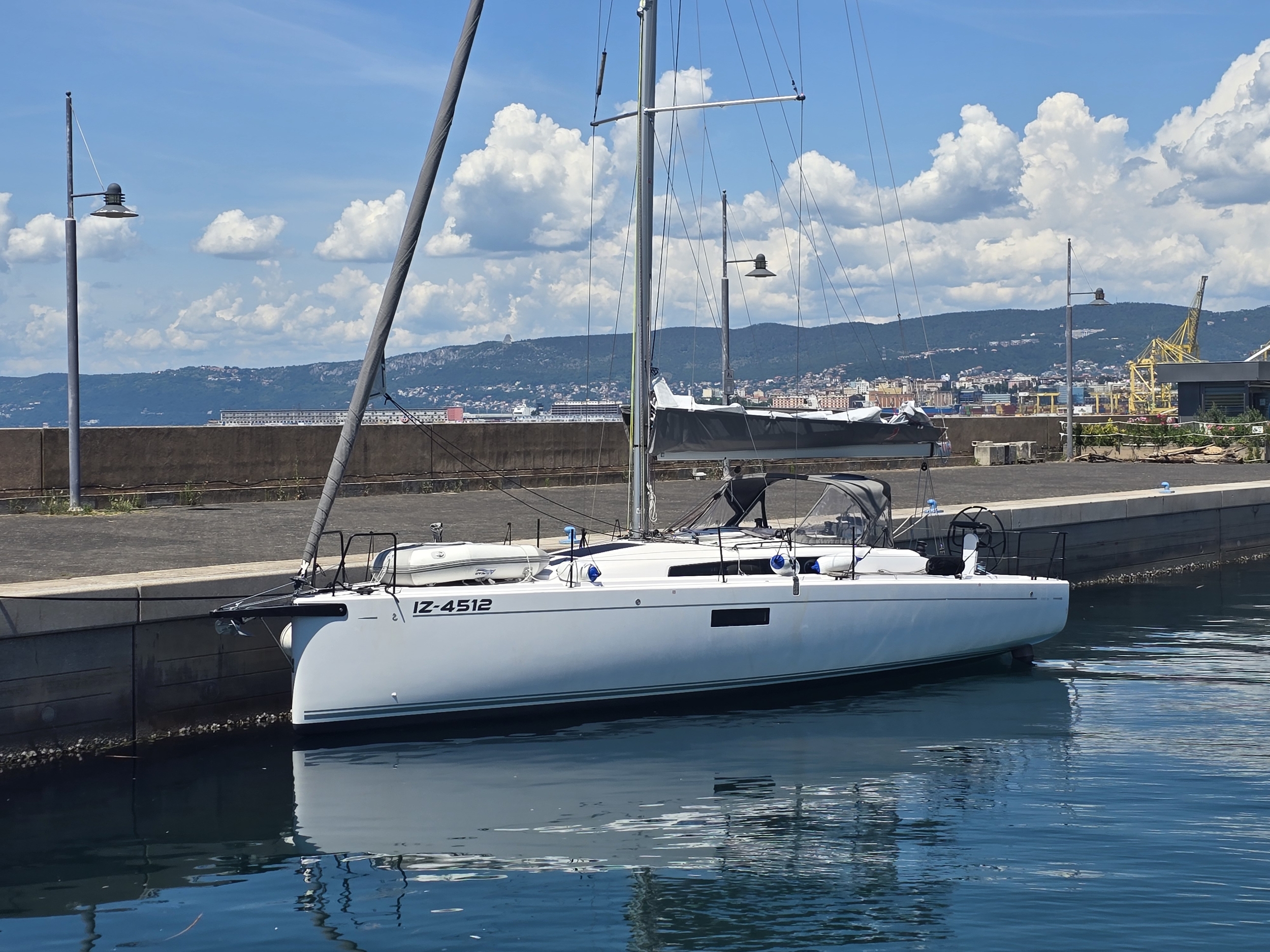 Beneteau First 36