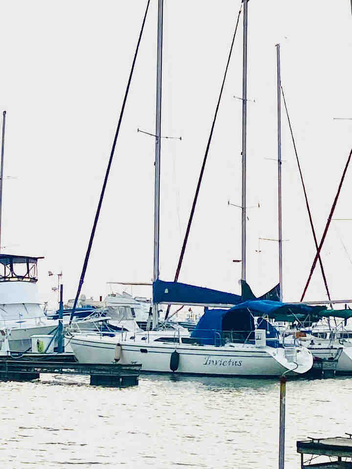 S/V Invictus