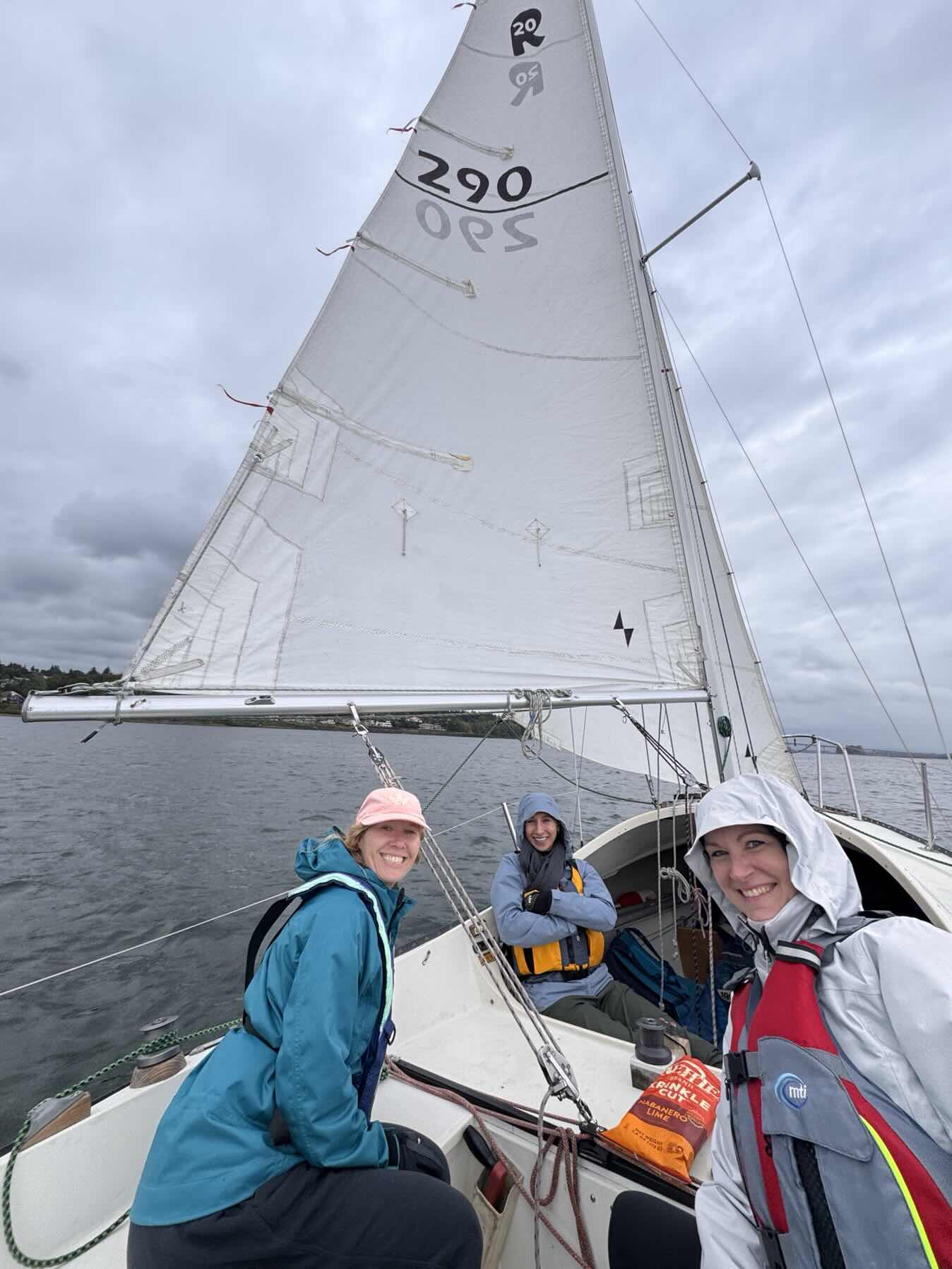 Autumn sail _807BDBB8-3BAB-4CDC-ADB8-E9B111192425