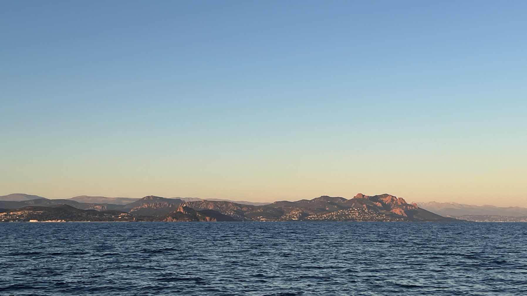 Retour a Hyères _8D55EA2E-5A7E-4684-86BF-C6E842FAA284