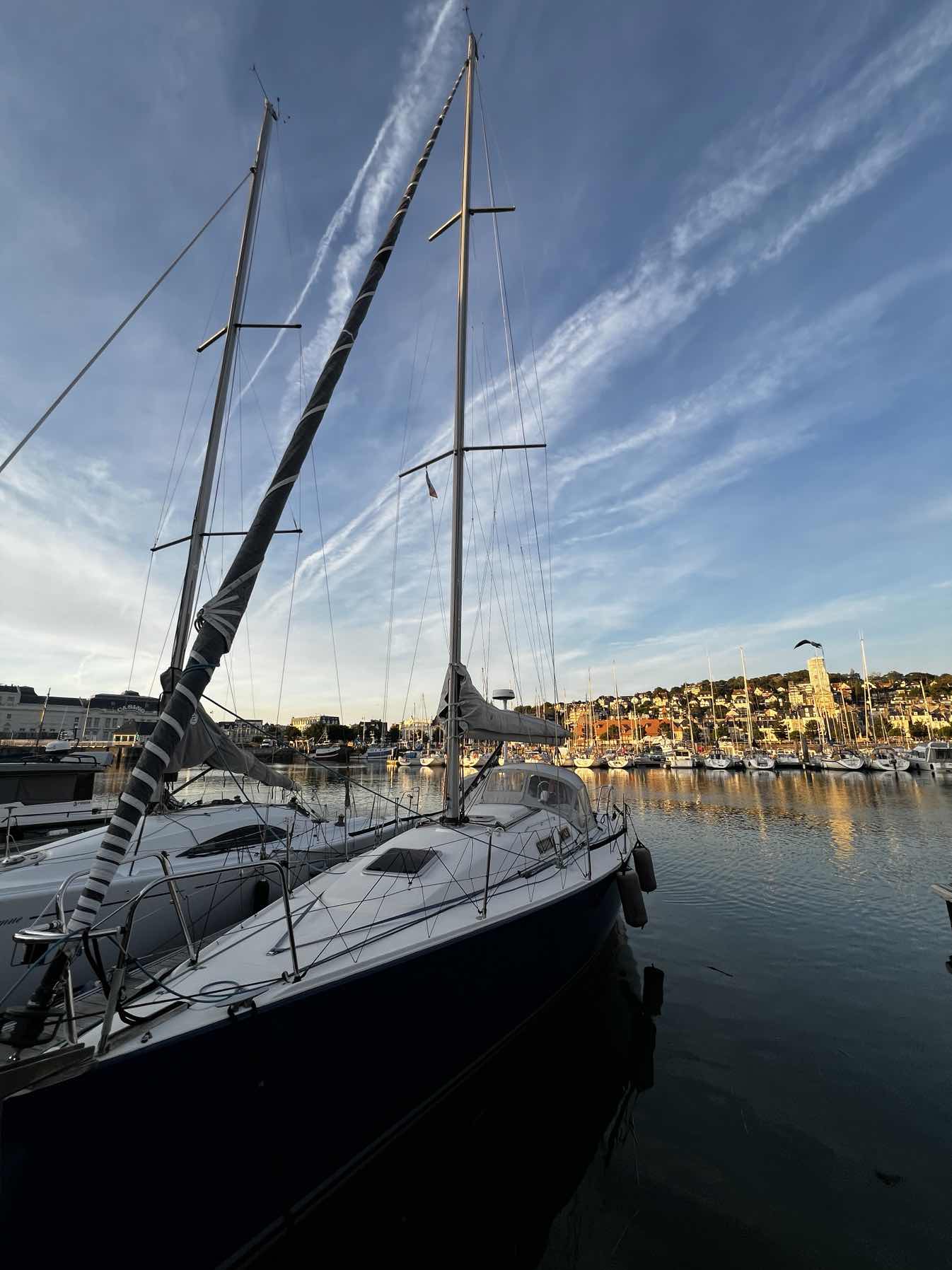 St Vaast vers Ouistream_7623FA9A-7DD6-4C85-9257-5B8B463A87D0