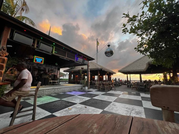 Voyage photo from WI04 Bequia - Mustique